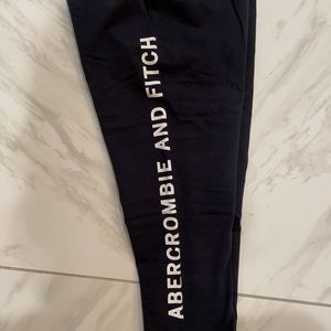 Abercrombie kids girls black Capri leggings